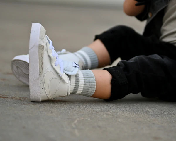 Vsco girl top nike socks